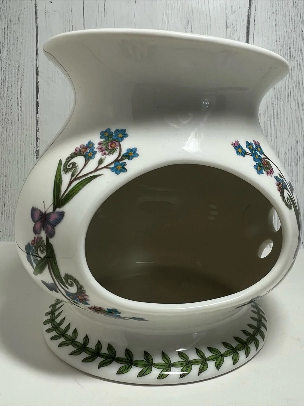 Botanical Floral Ceramic Dish with Daisies for Burning Scented Wax